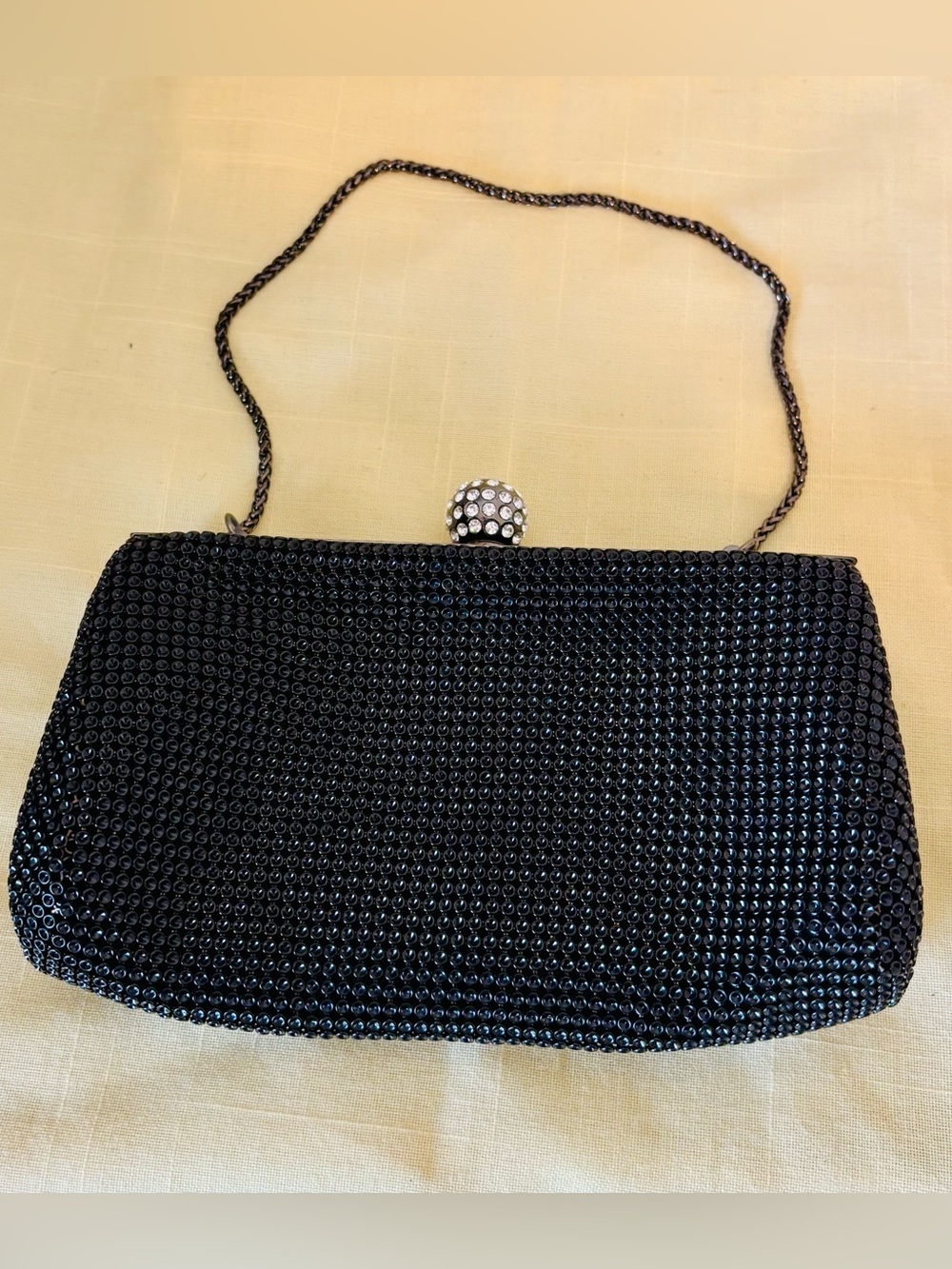 EUC Whitney & Davis Dimple Mesh Crystal Rhinestone Evening Chain Kiss Lock Bag